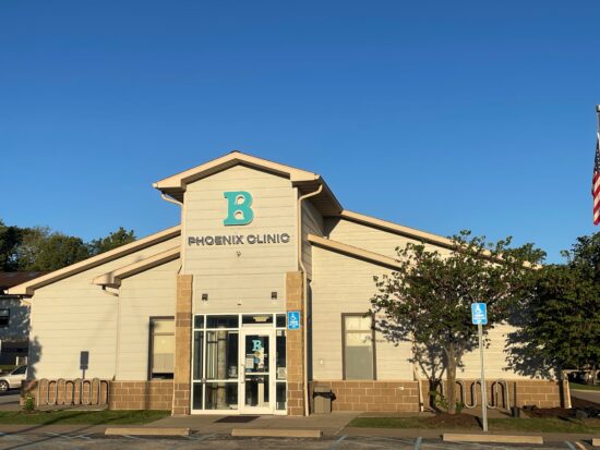 Exterior of Phoenix Clinic at Centerstone Columbia - Leslie Lane.